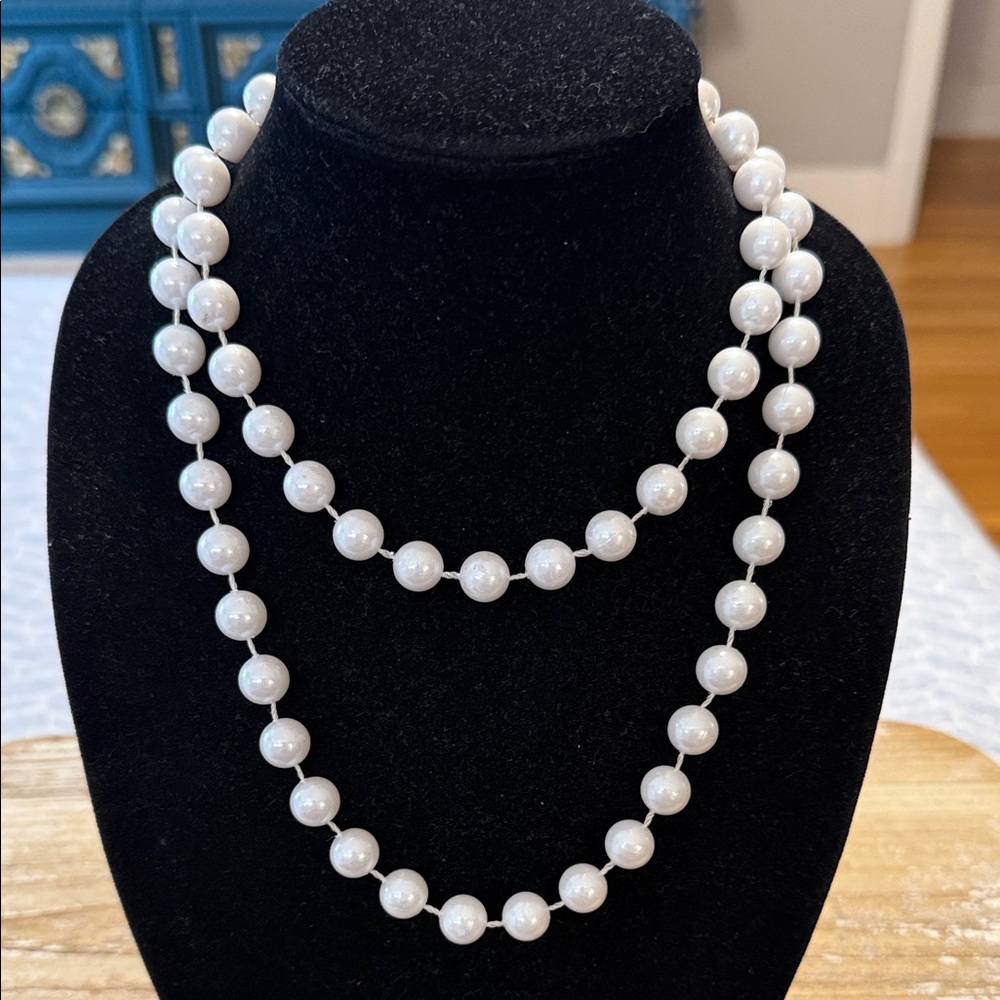 Vintage White Faux Pearl Beaded Long Lanyard Statement Necklace